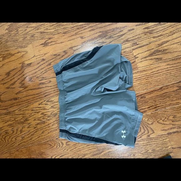 XXL UA Swim Trunks - Picture 1 of 2
